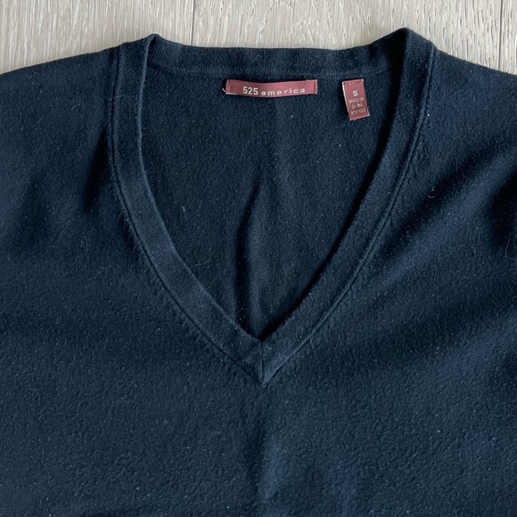 525 America Black V-neck Sweater - Picture 3 of 7